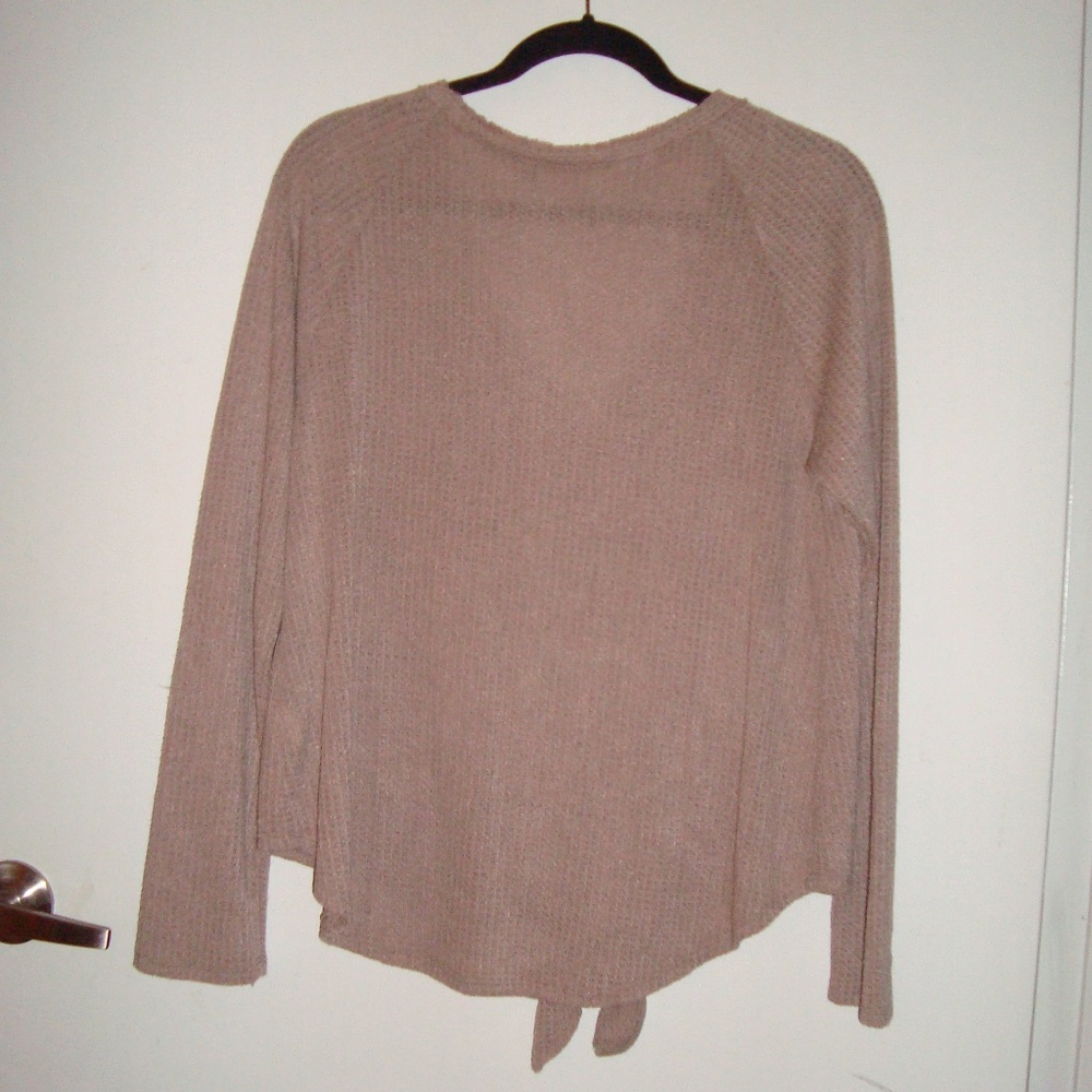 NWOT - Picture 2 of 2